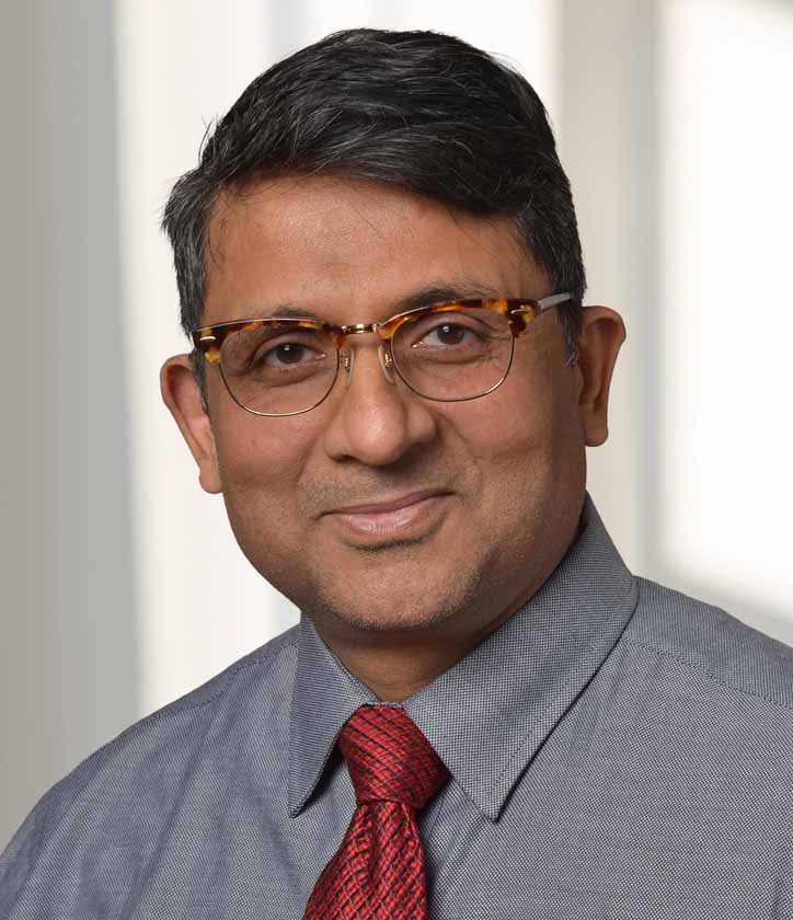 Rajiv Chandawarkar, MBBS